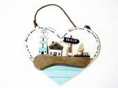 Hanging heart shaped wood beach plaque (16x14cm)