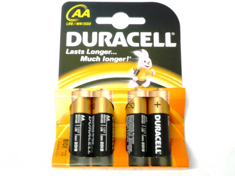 Pkt4 Duracell Power boost 150% AA batteries.