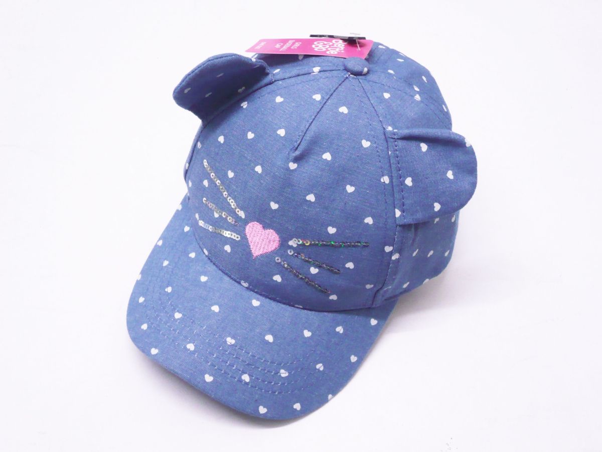 Heart design cat cap. (one size)