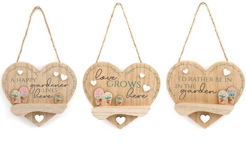 Wooden garden hanging heart plaque - 3asstd.