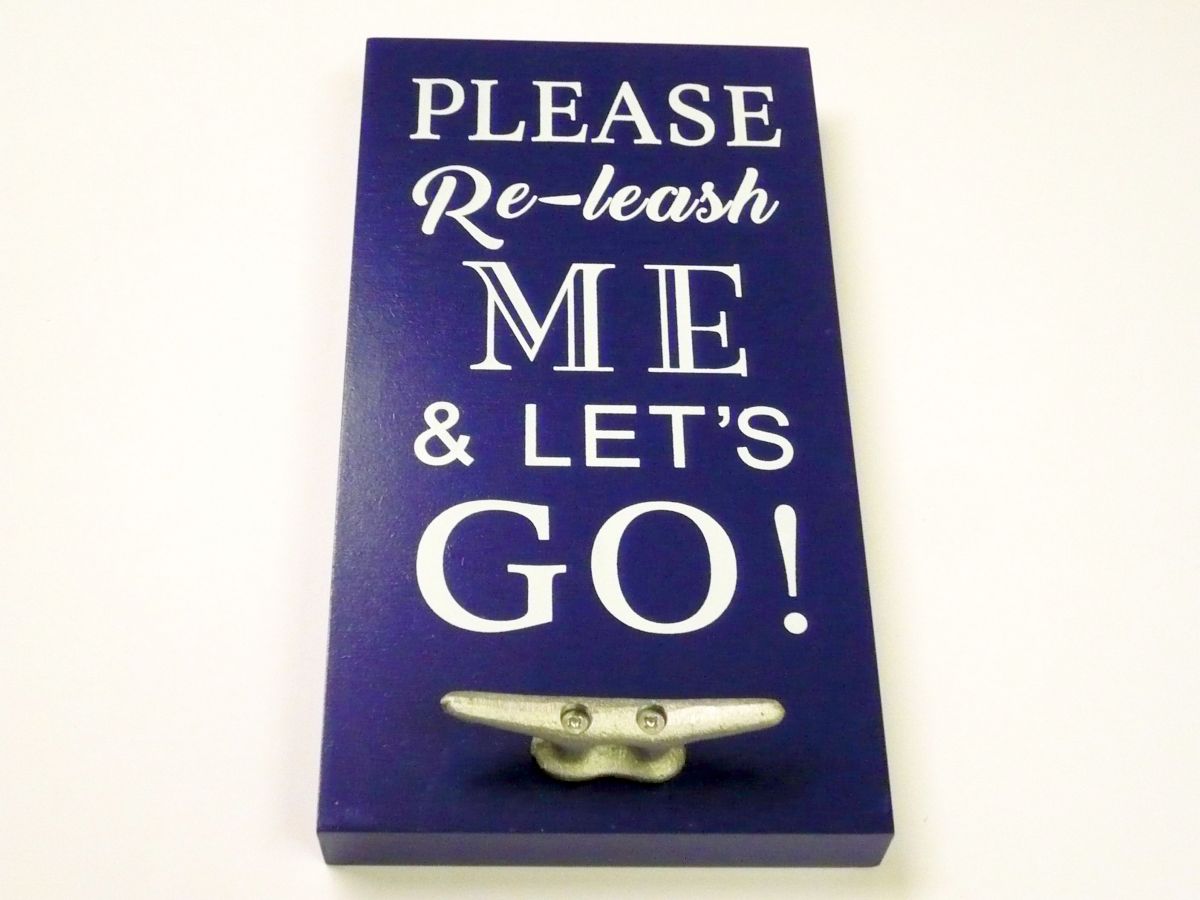 Please re-leash me lead hook (28x15cm)   (10 PCS ONLY)