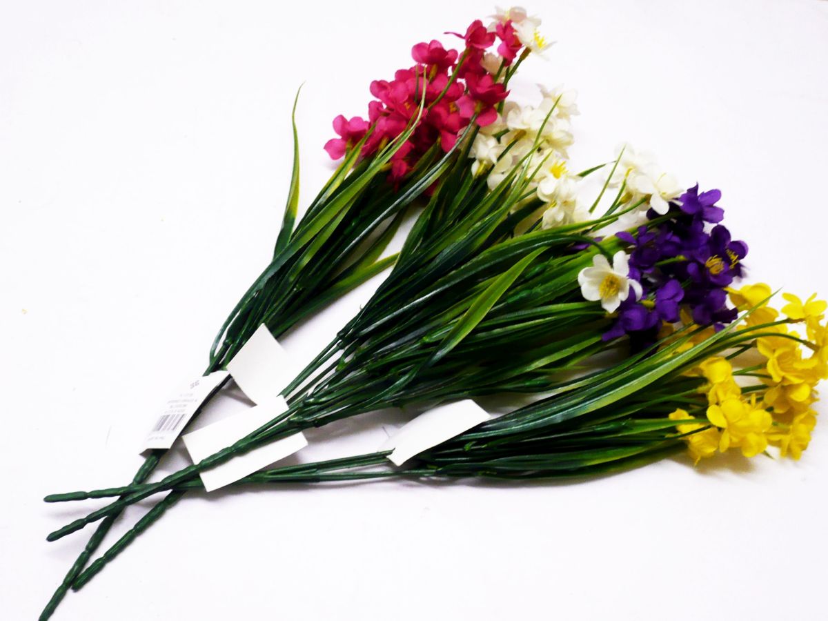 Spring grass and blossom bush - 4/cols*