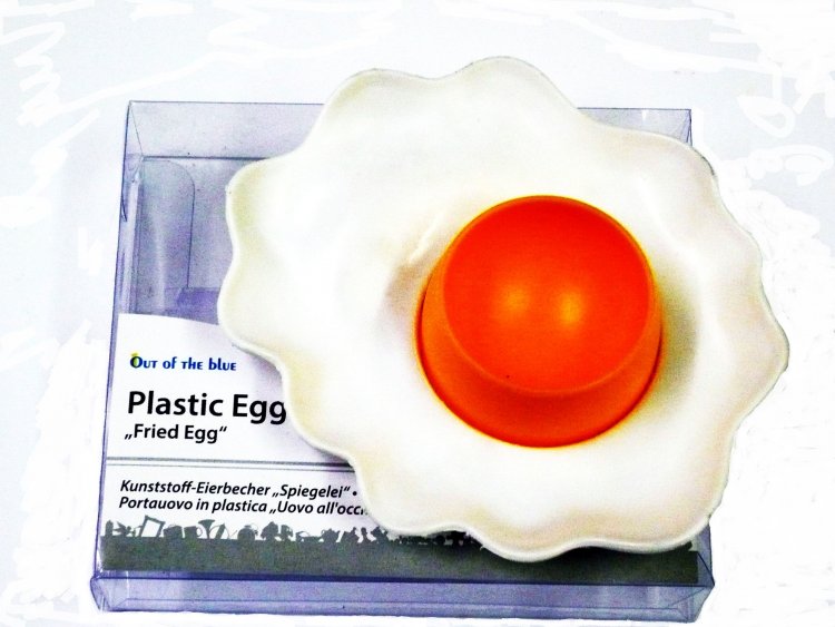 Fried egg shaped egg cup