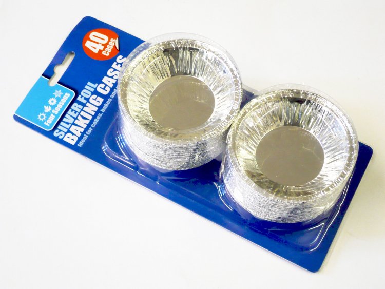 Pkt 32, foil baking cases*