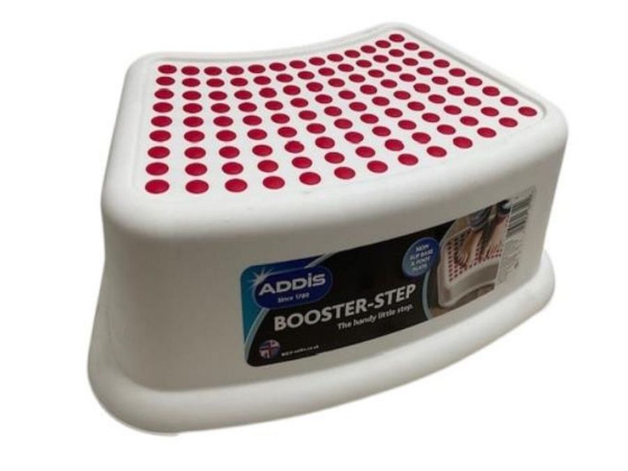 Red booster step*