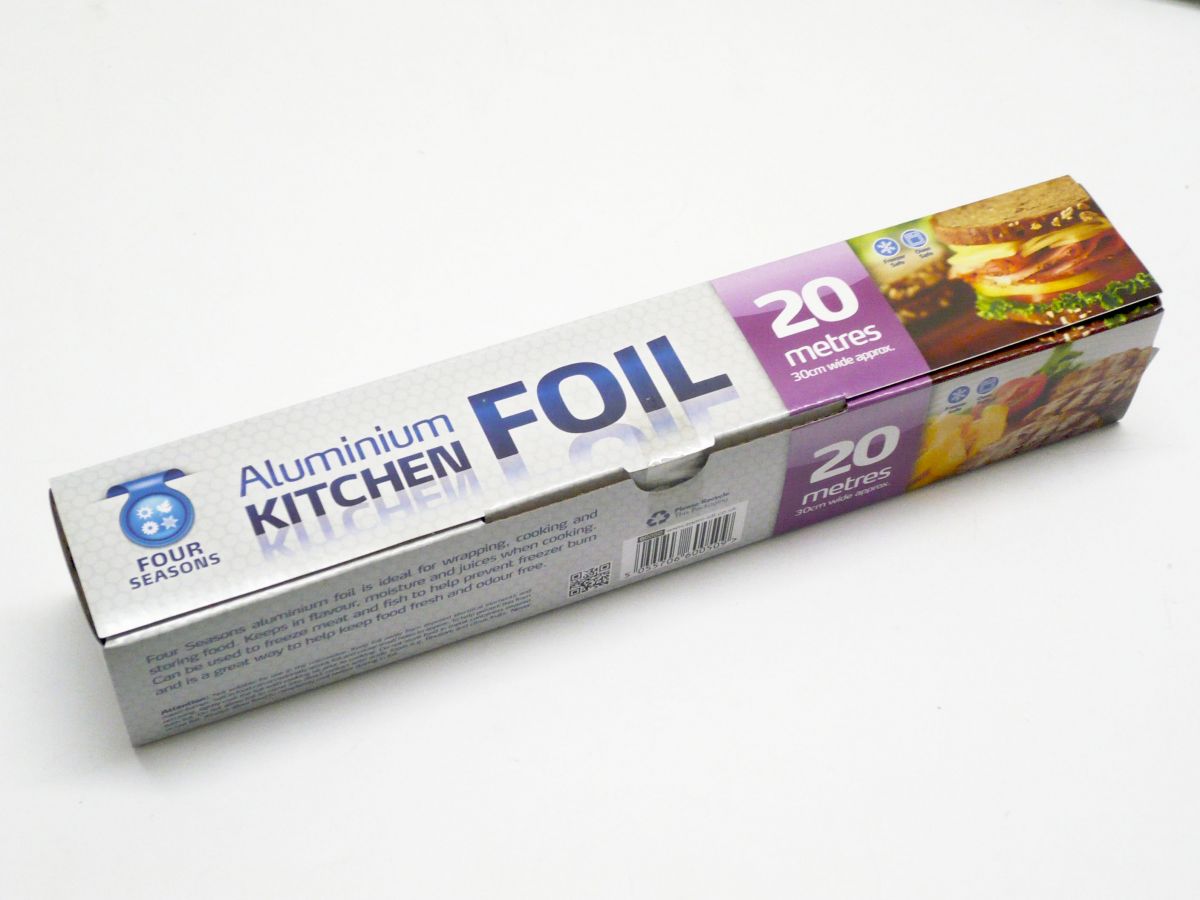 20m x 30cm catering foil*