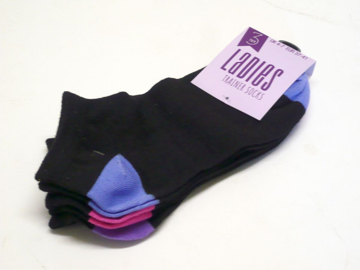 Ladies black heel-toe trainer socks*
(3pk x4)