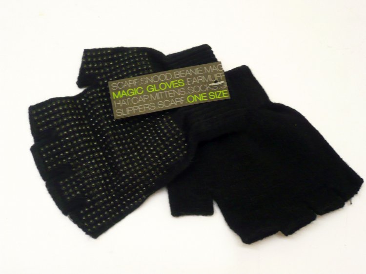 Adults fingerless magic glove with grip.