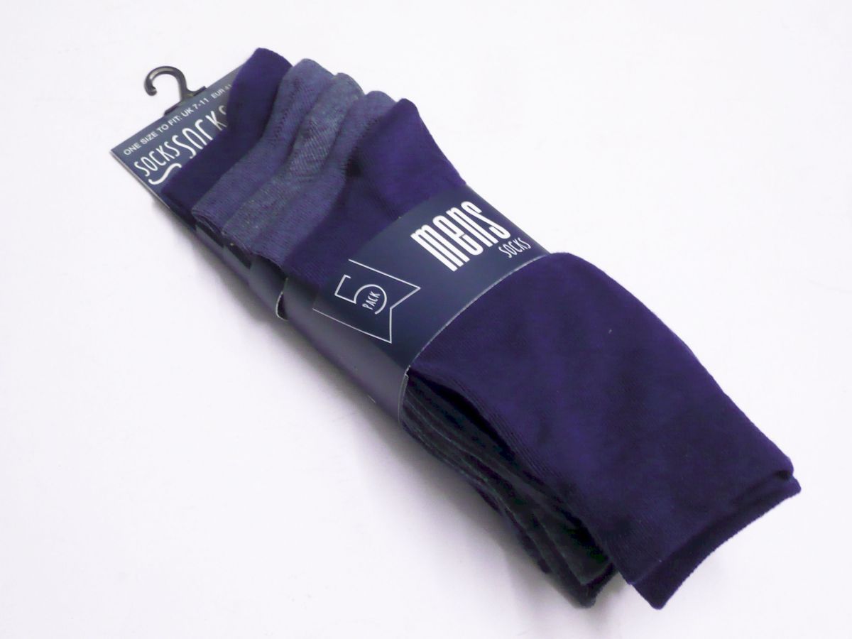 Pack 5, mens assorted blue socks.