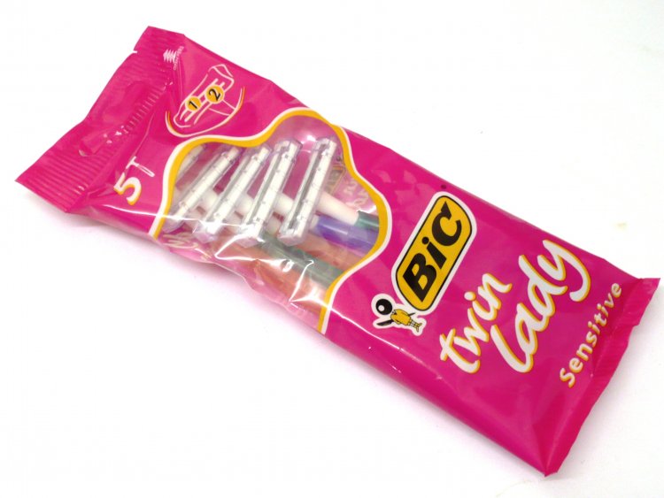 Pkt 5, Bic twin lady shavers.