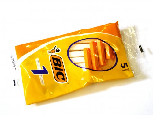 Pkt 5 Bic razors.