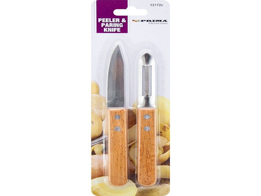 Paring knife and peeler set.