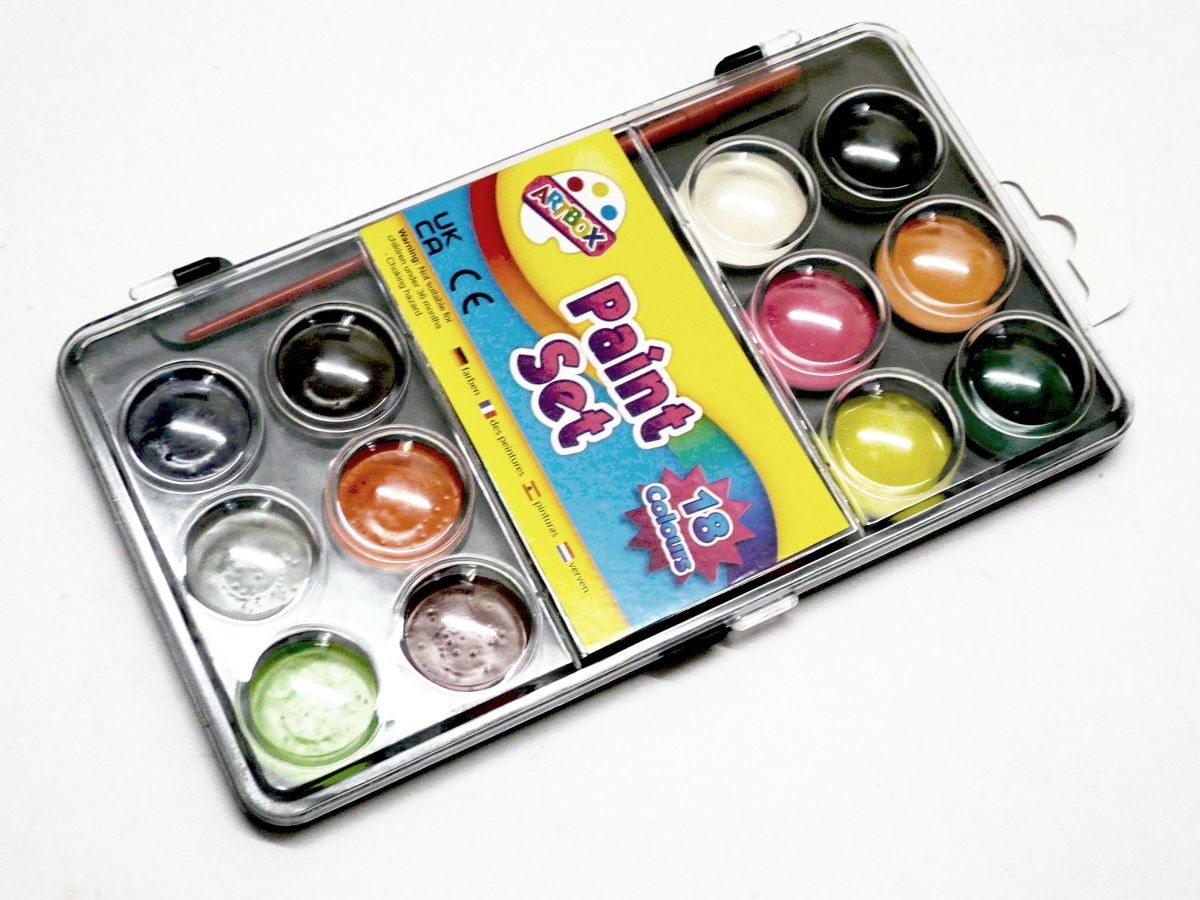18 colours paint set*