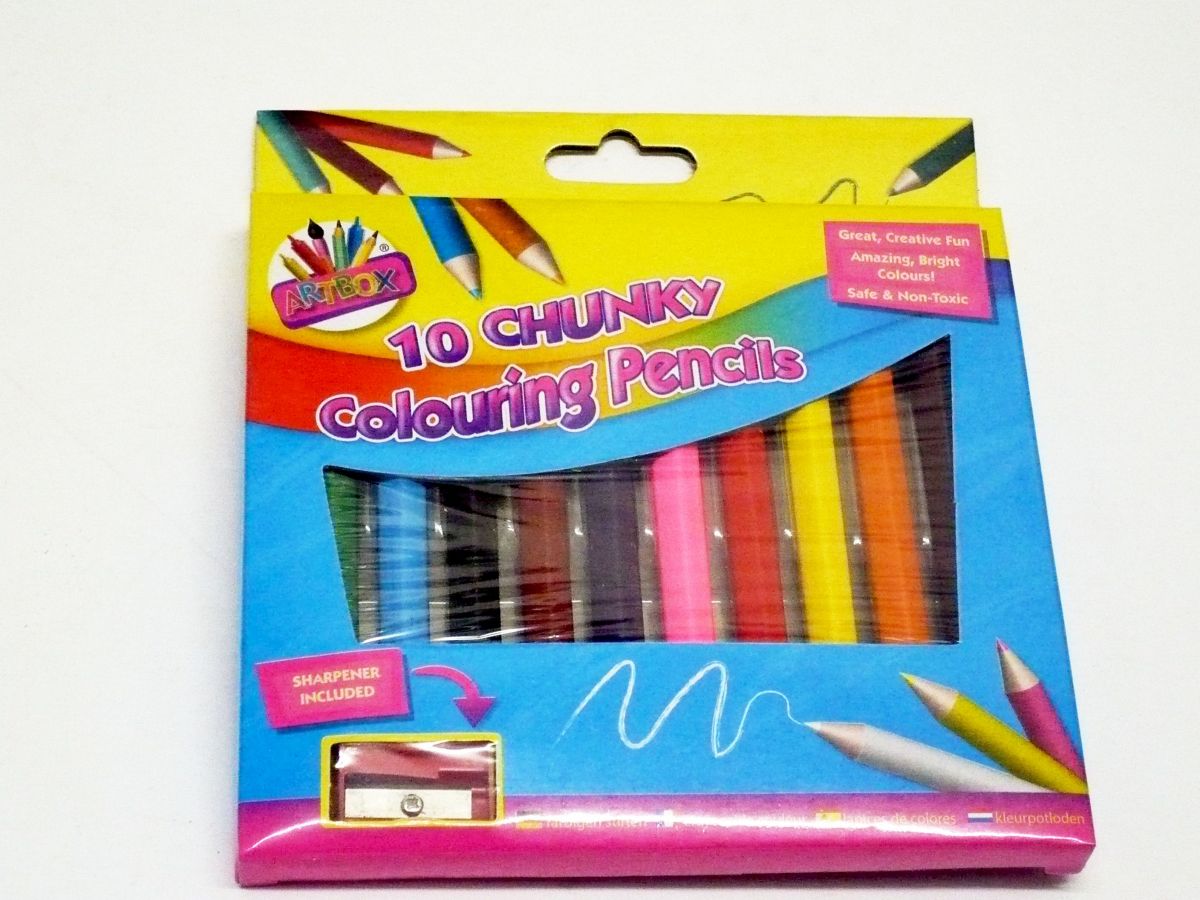 Pkt 10, chunky colouring pencils & sharpener*