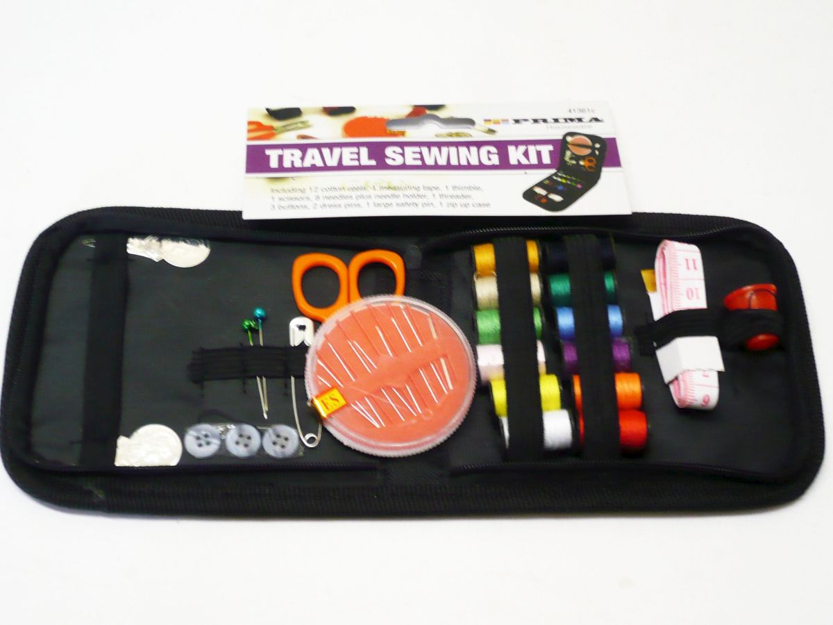Travel sewing kit*