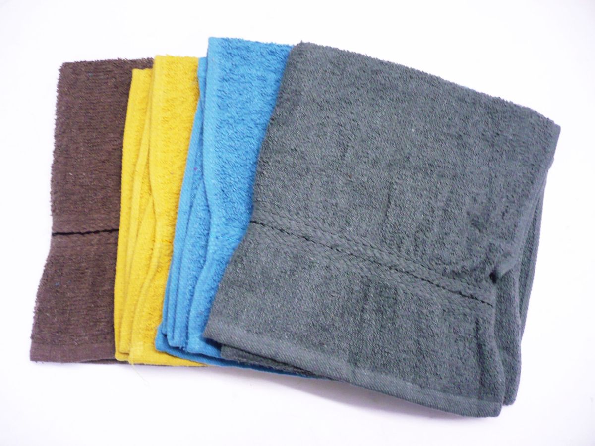 Plain hand towel - 8/cols*