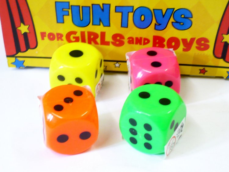 2.5cm dice - 4/cols (ideal for party bags)*