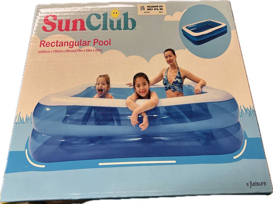 Rectangular pool*
(200x150x50cm)